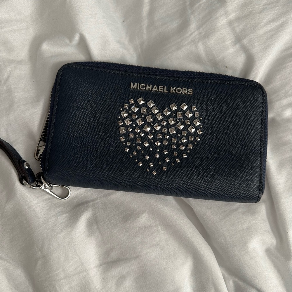 Micheal kors wallet studded zipper